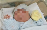 TP Hồ Chí Minh: Phát hiện bé gái sơ sinh bị bỏ rơi bên bờ kênh ở xã Bà Điểm