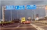Xe đầu kéo &#39;đánh võng&#39; trên cao tốc TP Hồ Chí Minh - Long Thành - Dầu Giây