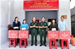 Bộ Tư lệnh TP Hồ Chí Minh bàn giao 4 căn nhà 'Tình nghĩa quân - dân'