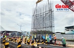TP Hồ Chí Minh: Hạ lồng thép thi công tường vây ga ngầm tuyến metro số 2