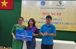 TP Hồ Chí Minh: Trao 500 sổ BHXH tự nguyện cho người lao động có hoàn cảnh khó khăn