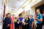 Tour du lịch lễ 2/9: Việt kiều nhộn nhịp về nước, &#39;concert quốc gia&#39; cháy vé
