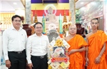 TP Hồ Chí Minh: Thăm và chúc mừng lễ Sen Dolta của đồng bào Khmer