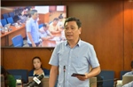 TP Hồ Chí Minh: Tháo dỡ thanh chắn trên vỉa hè, trả lại lối cho người đi bộ