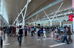 Dòng người trở lại TP Hồ Chí Minh tăng cao, vé máy bay khan hiếm cục bộ