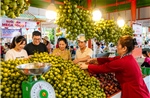 Lễ hội Trái cây Nam Bộ thu hút đông đảo du khách đến tham dự