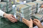 Thanh khoản thu hẹp, ngân hàng &#39;đua&#39; lãi suất trở lại