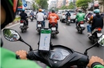 Người Việt ngày càng lệ thuộc bản đồ số khi đi xe máy