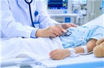Bệnh hô hấp ở trẻ em diễn biến phức tạp do ô nhiễm và đô thị hóa