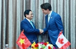 Thủ tướng Phạm Minh Chính gặp Thủ tướng Canada Justin Trudeau