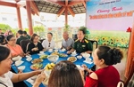Chương trình &#39;Ăn sáng cùng gia đình chiến sĩ mới&#39;: Gắn bó tình quân - dân