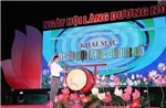 Khai hội &#39;Dương Nỗ - Hành trình Tháng Năm&#39;