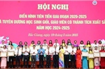 Nhân rộng gương điển hình tiên tiến, lan tỏa các phong trào thi đua