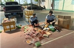 Phát hiện, thu giữ gần 1 tạ thực phẩm không rõ nguồn gốc