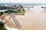 Cầu phao Phong Châu hoạt động trở lại sau nhiều ngày tạm dừng do nước sông lên cao