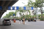Hà Nội: Tuyên truyền, hướng dẫn phân làn giao thông trên đường Phạm Văn Đồng để đảm bảo an toàn