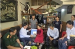 Phó Chủ tịch Quốc hội Nguyễn Khắc Định thăm, tặng quà gia đình chính sách