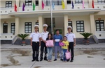 San sẻ tình yêu thương đến con em ngư dân vùng biển