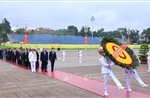 Lãnh đạo Đảng, Nhà nước vào Lăng viếng Chủ tịch Hồ Chí Minh và dâng hương tưởng niệm các Anh hùng liệt sỹ