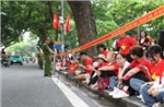 Hà Nội: Người dân háo hức chờ đến giờ tổng hợp luyện lần thứ nhất 