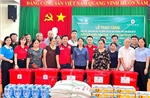 Cứu trợ khẩn cấp người dân bị ảnh hưởng bởi bão số 11