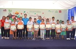 Đồng Nai: Trao gần 1 tỉ đồng học bổng cho con công nhân có hoàn cảnh khó khăn