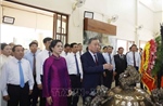 Tổng Bí thư, Chủ tịch nước Tô Lâm dâng hương tưởng niệm Chủ tịch Hồ Chí Minh tại Thái Lan