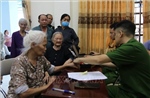 Giọt máu nối hành trình tìm mộ liệt sĩ