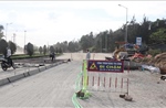 Khắc phục hư hỏng mặt đường trên Quốc lộ 24C qua cảng Dung Quất