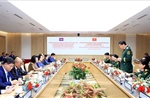 Chủ tịch Quốc hội Campuchia thăm Tập đoàn Công nghệ viễn thông Quân đội Viettel 