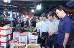 Kiểm soát chặt chẽ thực phẩm ra vào chợ đầu mối