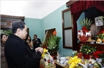 Chủ tịch Quốc hội Trần Thanh Mẫn dâng hương tưởng nhớ Chủ tịch Hồ Chí Minh tại Nhà 67