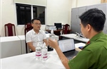 Bắt Phó Chủ tịch UBND một thị trấn ở Hà Nội vì sản xuất cồn giả