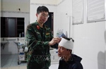 Cấp cứu kịp thời ngư dân bị tai nạn lao động khi đánh bắt hải sản ở Trường Sa