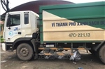 Đắk Lắk: Va chạm xe thu gom rác trong trường, một học sinh tử vong