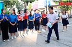 Trên 5.000 thanh niên tình nguyện hỗ trợ phụ huynh và thí sinh thi lớp 10