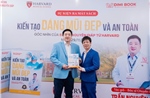 Ra mắt cuốn sách &#39;Kiến tạo dáng mũi đẹp và an toàn&#39;