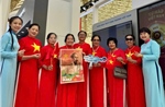 Nhận quà khi check-in gian hàng VietinBank tại Triển lãm thành tựu đất nước