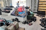 Thu giữ gần 2.000 sản phẩm thời trang nghi giả nhãn hiệu 