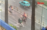 TP Hồ Chí Minh đón mưa lớn trái mùa kéo dài chiều Giáng sinh