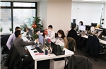 Người thất nghiệp Trung Quốc bỏ tiền thuê chỗ ngồi ở văn phòng giả