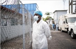Các quốc gia trên thế giới đang làm gì để ngăn Ebola 'vượt biên'?