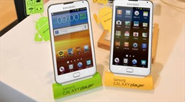 Samsung "khoe" máy nghe nhạc Galaxy Player 70 Plus 
