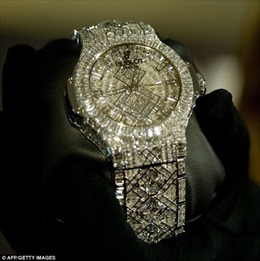 Chiêm ngưỡng đồng hồ Thuỵ Sĩ giá 5 triệu USD