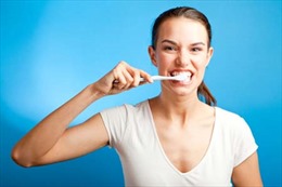Đánh răng ngay sau khi ăn sẽ làm hỏng răng 