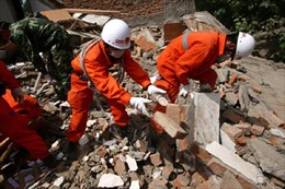 110 người thương vong do động đất ở Trung Quốc 