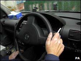 Hút thuốc lá trong ô tô làm tăng độc tố