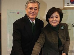 Cử tri Hàn Quốc đi bỏ phiếu mặc giá rét 