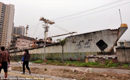 Xem tàu bê tông Trung Quốc thời Cách mạng Văn hóa 