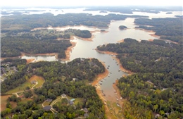 Bí ẩn hồ nước bị nguyền rủa ở Georgia, Mỹ